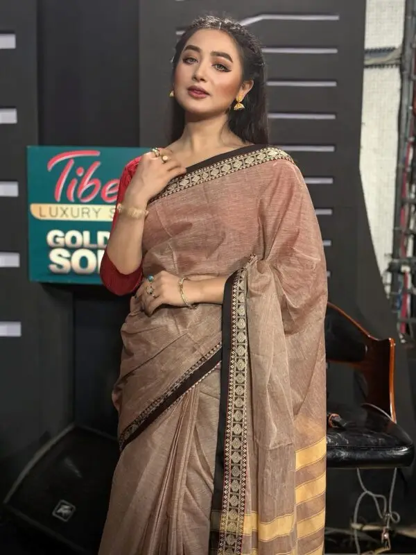Aarong Cotton Sari - Image 2